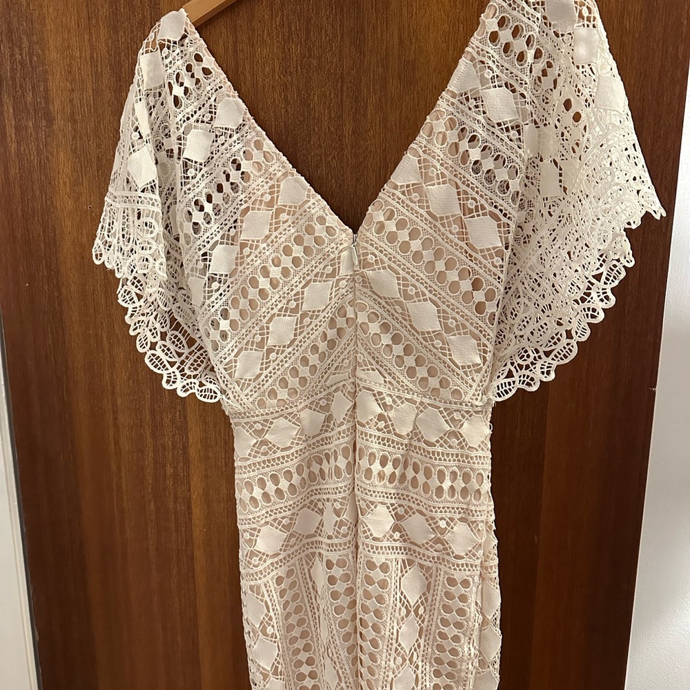 Brand: Soieblu
Size M
Lace dress with nude underlay. - Picture 2 of 6